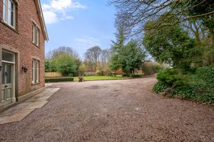 Photo 43- click for photo gallery